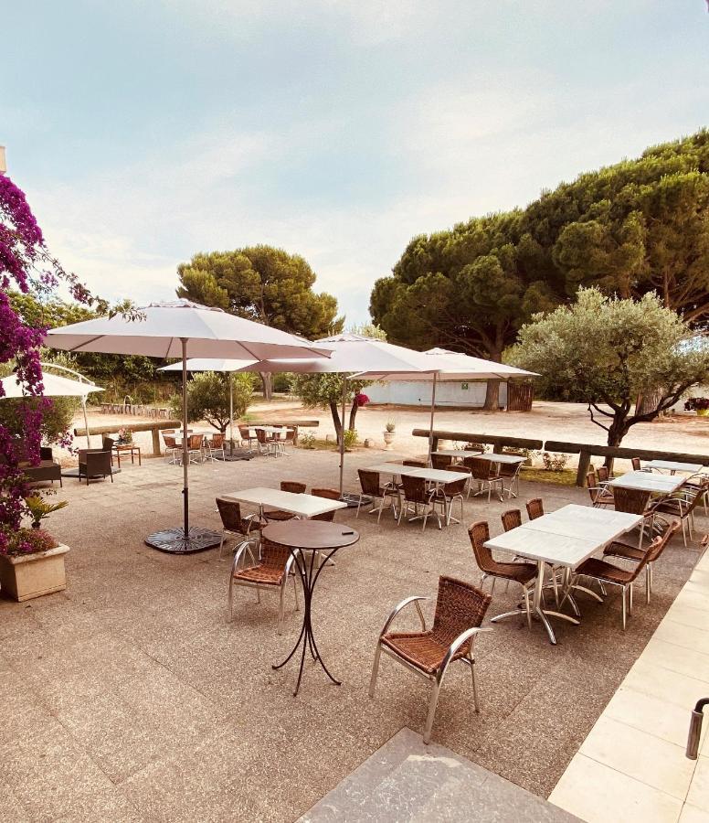 Hotel Restaurant La Plage ميناء سانت-لويس-دو-رون المظهر الخارجي الصورة